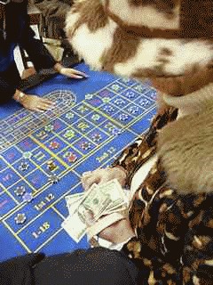 Kasíno, ruleta a dolary